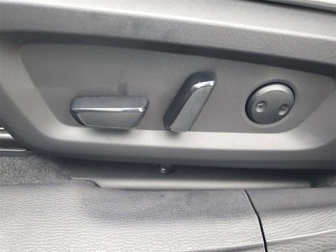 New 2025 Mitsubishi Outlander AWD image 15