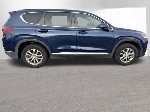 Used 2019 Hyundai Santa Fe SE image 6
