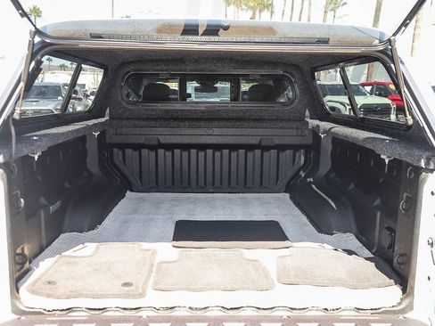 Used 2024 GMC Canyon AT4 AWD/4WD image 27