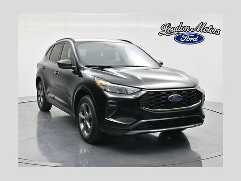 Used 2024 Ford Escape ST-Line w/ Tech Pack #1 AWD/4WD image 1