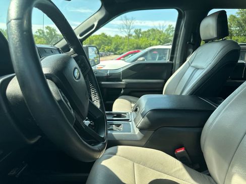 Used 2020 Ford F150 XLT w/ Equipment Group 302A Luxury AWD/4WD image 32