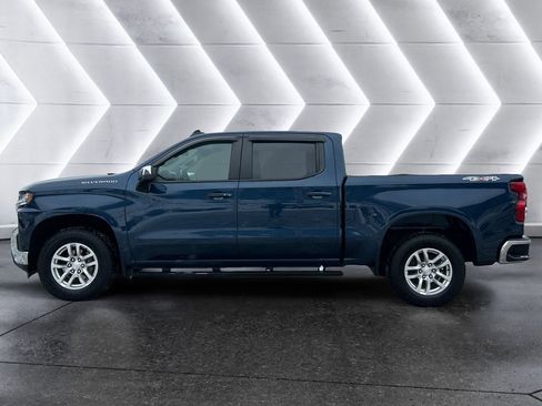 Used 2021 Chevrolet Silverado 1500 LT image 3