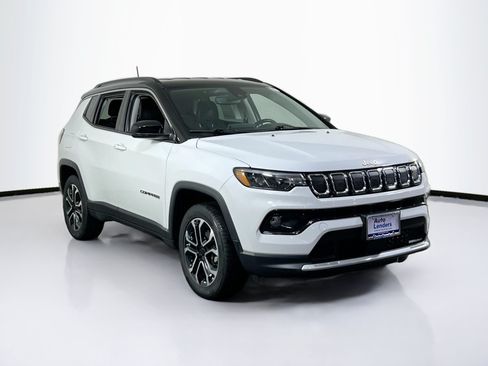 Used 2022 Jeep Compass Limited AWD/4WD image 3