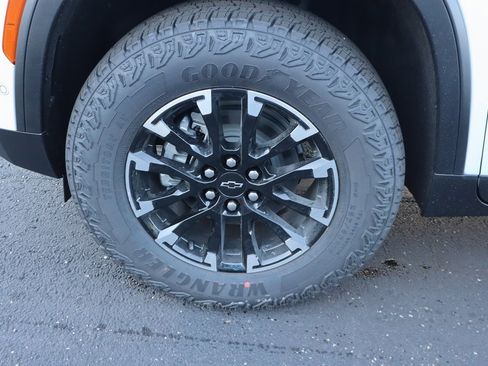 New 2026 Chevrolet Traverse Z71 w/ Enhanced Driving Package image 30