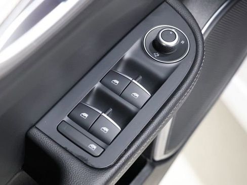 Used 2023 Alfa Romeo Giulia Veloce AWD/4WD image 18