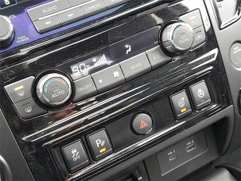 Used 2024 Nissan Titan PRO-4X w/ Pro-4x Convenience Package image 34