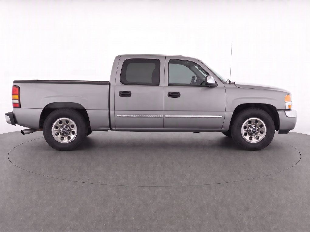 Used 2007 GMC Sierra 1500 SL w/ Chrome Exterior Package RWD image 11