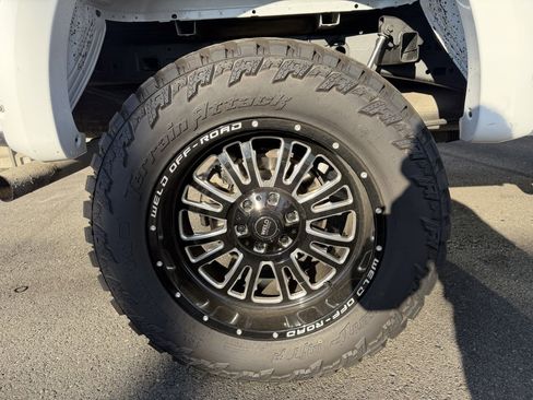 Used 2022 Ford F150 XLT w/ Equipment Group 301A Mid image 9