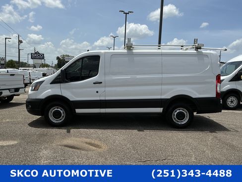 Used 2020 Ford Transit 250 Low Roof RWD image 2