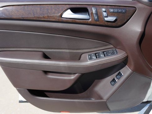 Used 2019 Mercedes-Benz GLS 450 4MATIC image 20