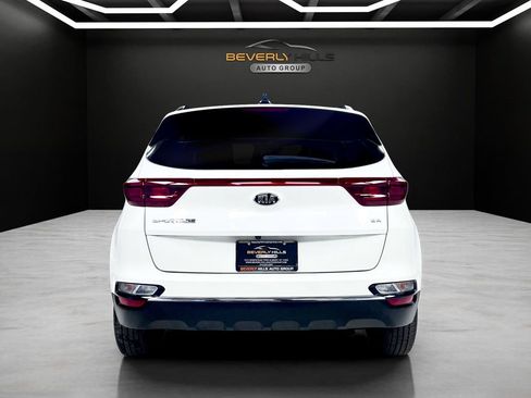 Used 2022 Kia Sportage EX AWD/4WD image 4