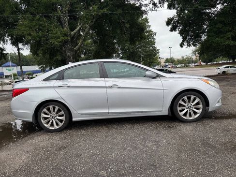 Used 2013 Hyundai Sonata SE FWD image 4