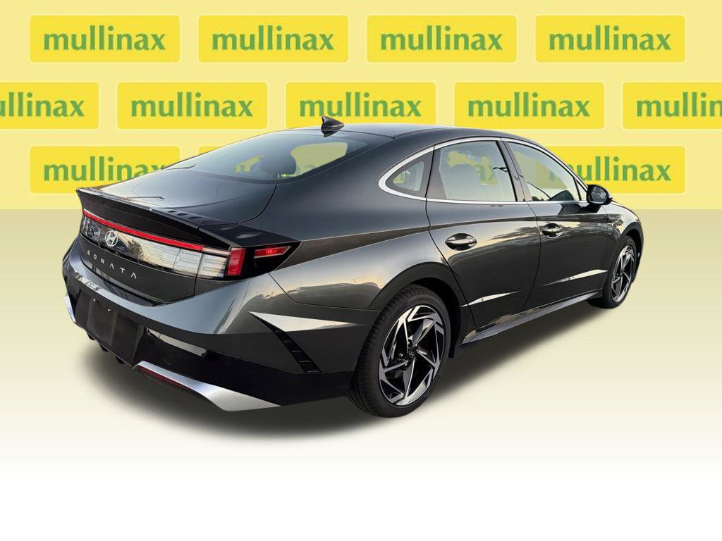 Used 2026 Hyundai Sonata SEL FWD image 11