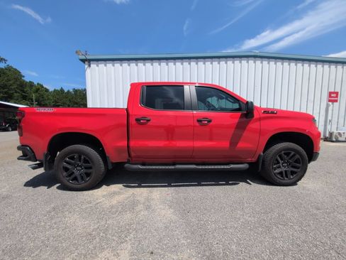 Used 2026 Chevrolet Silverado 1500 Custom Trail Boss w/ Turbomax Blackout Package AWD/4WD image 9