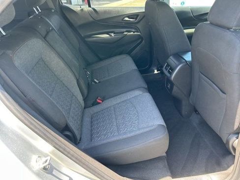 Used 2022 Chevrolet Equinox LT AWD/4WD image 41