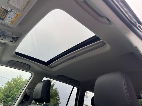 Used 2019 Lexus GX 460 Premium AWD/4WD image 21