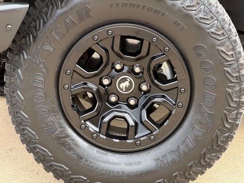 Used 2021 Ford Bronco First Edition image 4