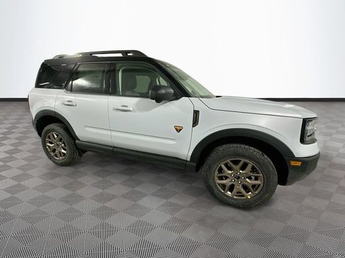New 2026 Ford Bronco Sport Badlands w/ Bronze Package AWD/4WD image 4