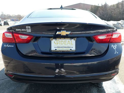 Used 2018 Chevrolet Malibu LT image 8