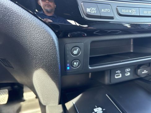 Used 2025 Honda Ridgeline Black Edition image 22