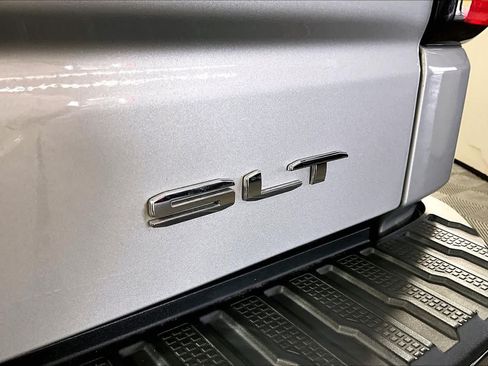 Used 2021 GMC Sierra 1500 SLT RWD image 10