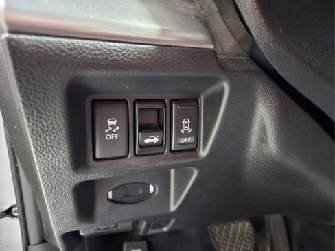 Used 2013 INFINITI G37 x w/ Premium Pkg image 30