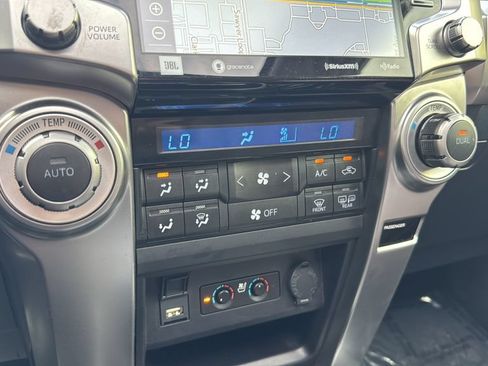 Used 2024 Toyota 4Runner Limited AWD/4WD image 24
