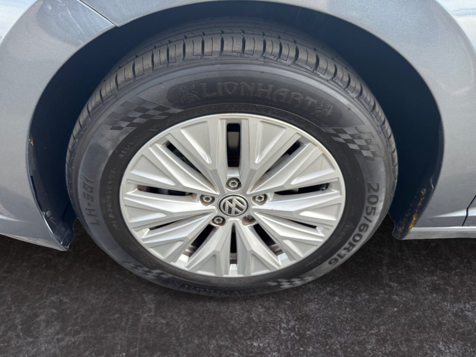 Used 2021 Volkswagen Jetta S w/ Driver Assistance Package FWD image 14
