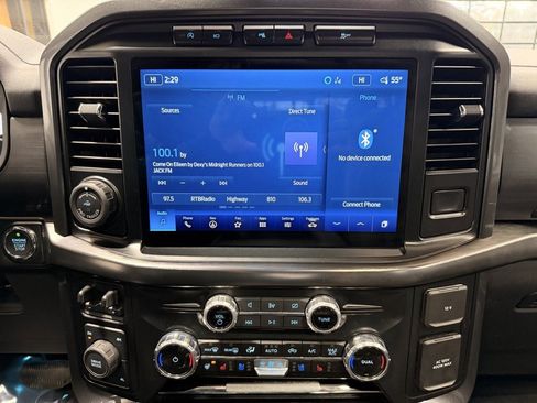 Used 2023 Ford F150 Lariat w/ Equipment Group 502A High image 44