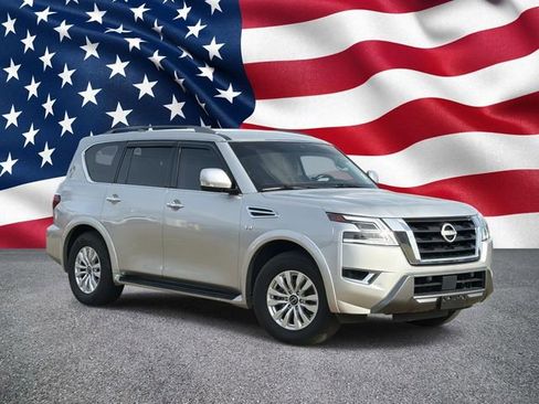 Used 2022 Nissan Armada SV image 1