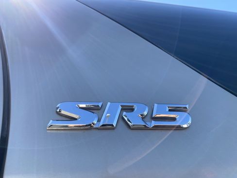 Used 2005 Toyota Sequoia SR5 image 15