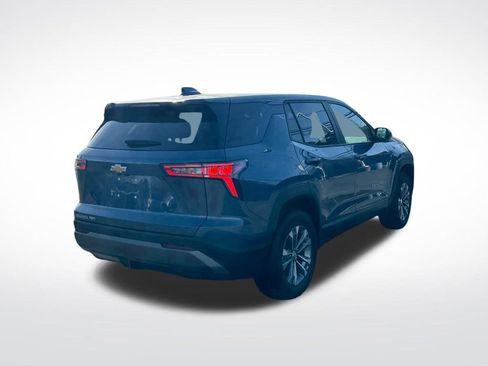 Used 2025 Chevrolet Equinox LT image 5