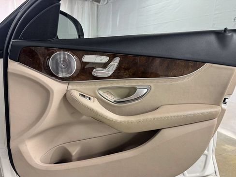 Used 2016 Mercedes-Benz C 300 4MATIC Sedan image 18