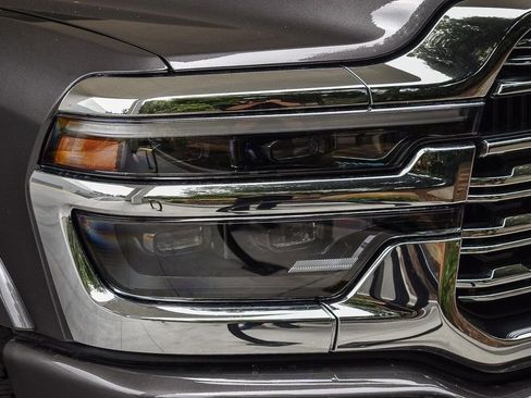 New 2025 RAM 2500 Limited image 8