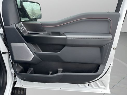 Used 2025 Ford F150 Raptor image 13