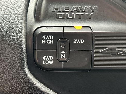 Used 2024 RAM 2500 Laramie AWD/4WD image 27