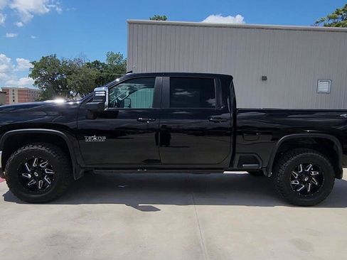 Used 2024 Chevrolet Silverado 2500 LT w/ Texas Edition AWD/4WD image 5