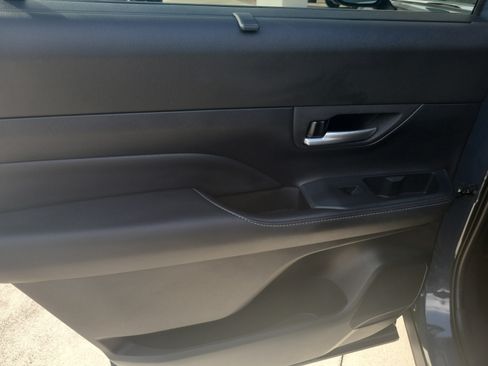 Certified 2025 Toyota Grand Highlander AWD Hybrid image 13