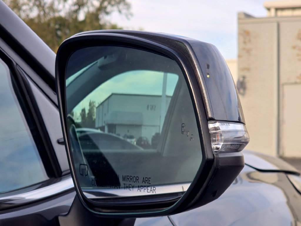 Certified 2021 Toyota Highlander XLE FWD image 19