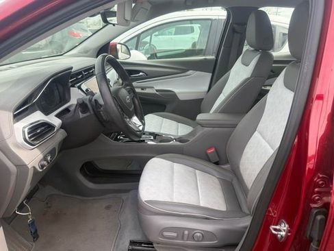 Used 2023 Chevrolet Bolt EUV Premier w/ Sun & Sound Package image 6