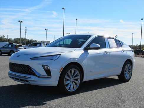 Used 2024 Buick Envista Avenir image 3