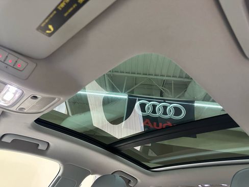 Used 2016 Audi Q3 2.0T Prestige w/ Prestige Package image 33