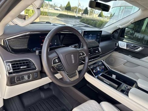 Certified 2024 Lincoln Navigator L Black Label image 15