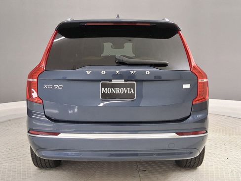 Used 2023 Volvo XC90 T8 Ultimate AWD/4WD image 8