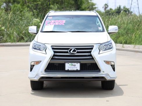 Used 2019 Lexus GX 460 Premium AWD/4WD image 2