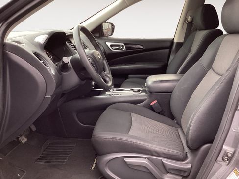 Used 2018 Nissan Pathfinder S AWD/4WD image 23