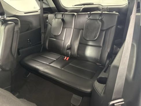 Used 2023 Ford Explorer XLT w/ Equipment Group 202A AWD/4WD image 22