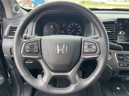 Certified 2025 Honda Ridgeline RTL image 17