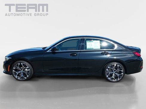 Used 2025 BMW 330i Sedan w/ Convenience Package RWD image 4