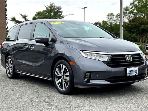 Used 2023 Honda Odyssey Touring image 11